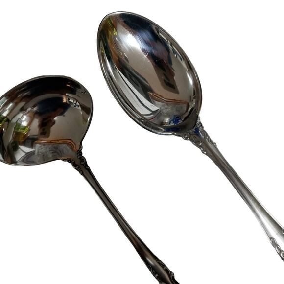 Lyons Queen Fancy Serving Spoon and Gravy Ladle Stainless Steele Vintage 1970s - Picture 4 of 16